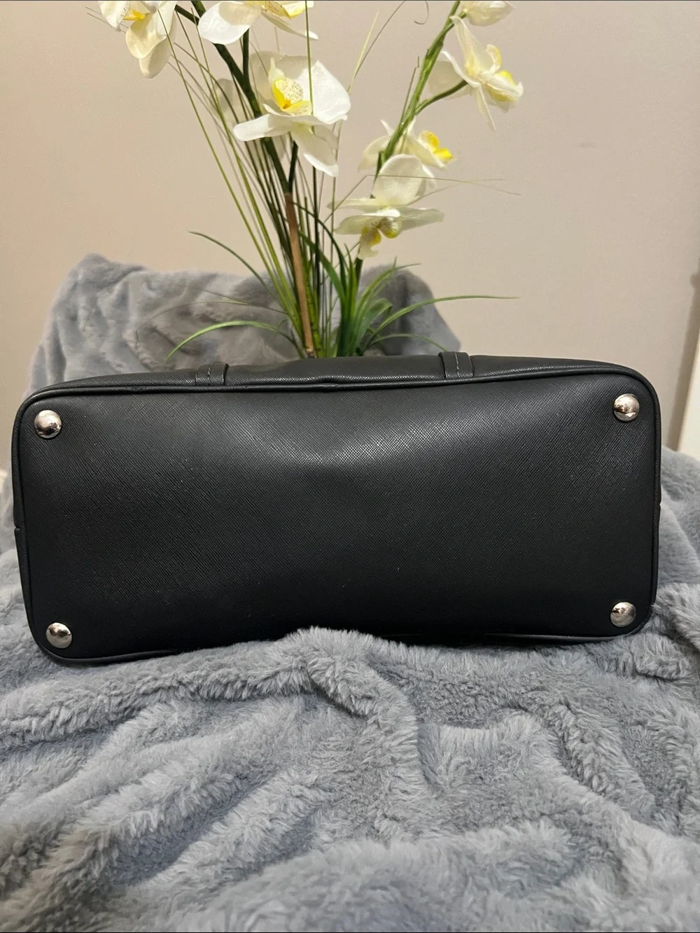 Coach Payton Black Leather Dome Satchel GUC retail $328